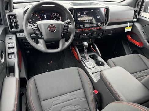 New 2026 Nissan Frontier PRO-4X w/ Pro-4x Convenience Package image 15