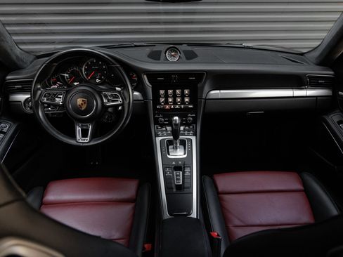 Certified 2018 Porsche 911 Turbo AWD/4WD image 15