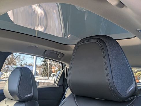 New 2026 Nissan Leaf Platinum+ w/ Cargo Package (Platinum+) image 12