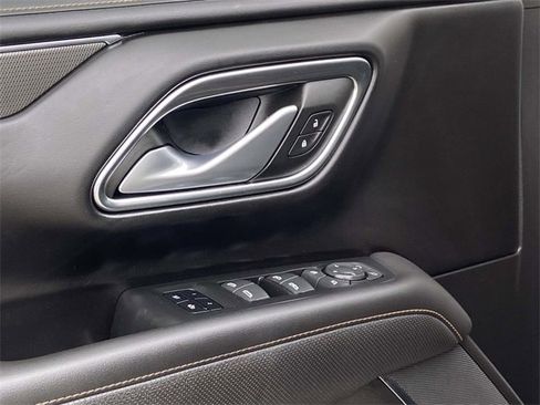 Used 2022 GMC Yukon AT4 image 13