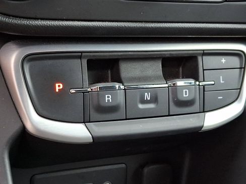 Used 2022 GMC Terrain SLE w/ Driver Convenience Package AWD/4WD image 14
