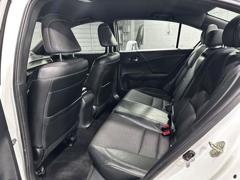 Used 2016 Honda Accord Sport image 23