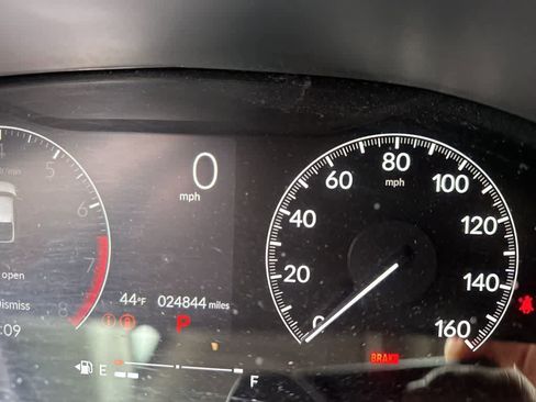 Used 2023 Honda Civic EX-L image 3