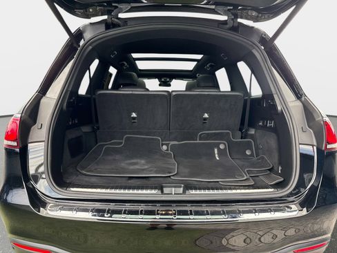 Certified 2023 Mercedes-Benz GLS 450 4MATIC image 9