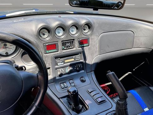 Used 1996 Dodge Viper GTS RWD image 9