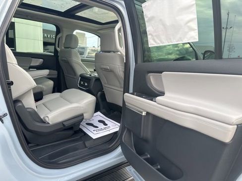 New 2026 Ford Expedition Max Active image 16