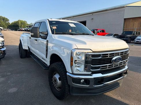 Used 2024 Ford F350 XLT AWD/4WD image 1