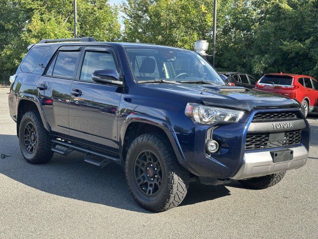 Used 2023 Toyota 4Runner TRD Off-Road Premium w/ Moonroof Package AWD/4WD image 1