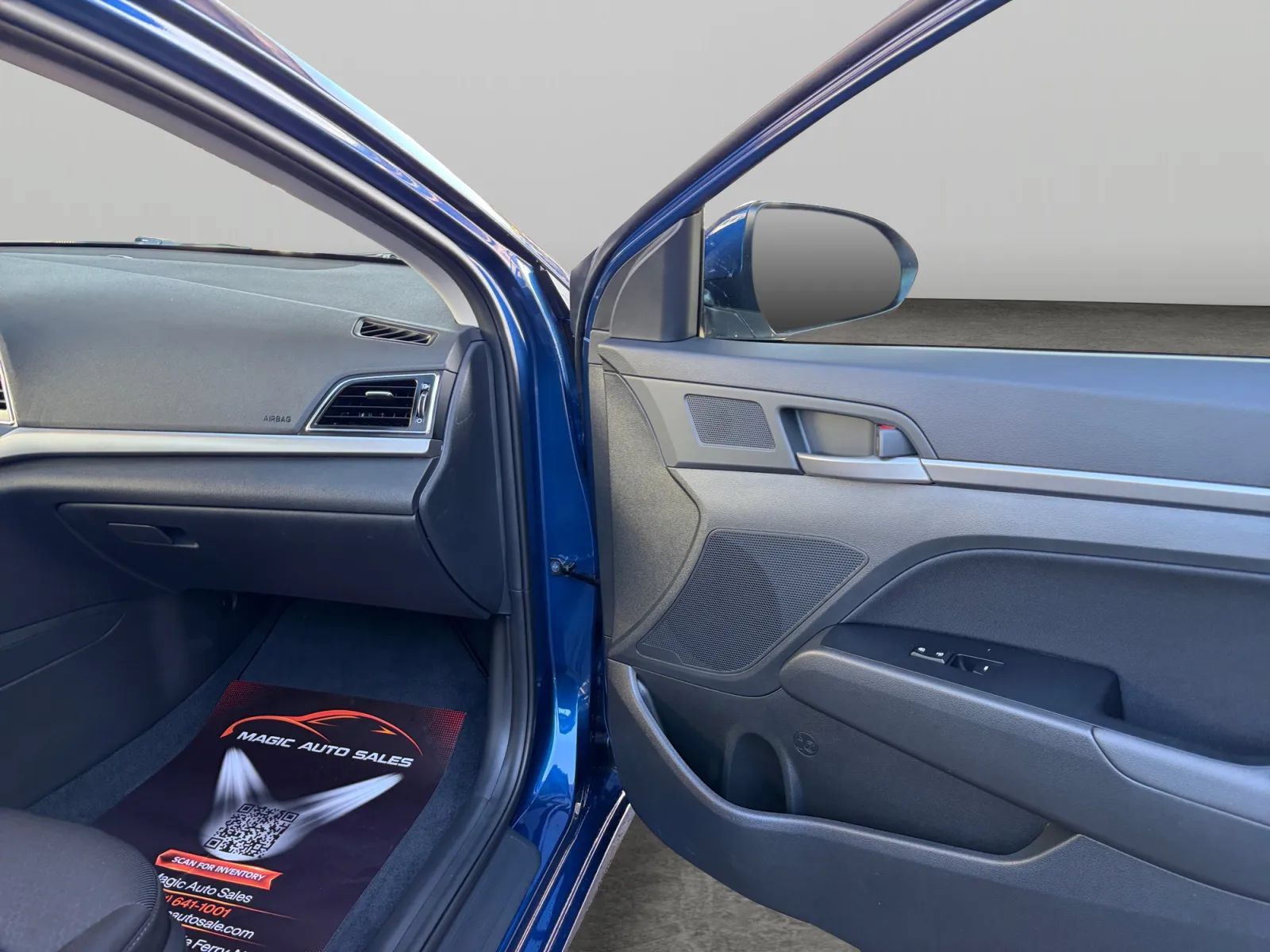 Used 2017 Hyundai Elantra Value Edition FWD image 19