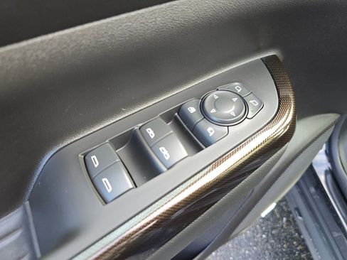 Used 2023 GMC Acadia AT4 w/ GMC Pro Grade Package image 19