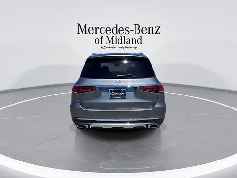 Used 2022 Mercedes-Benz GLS 450 4MATIC image 7