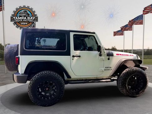 Used 2014 Jeep Wrangler Sport AWD/4WD image 7