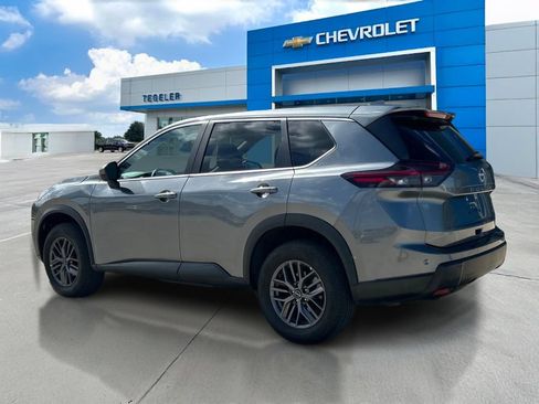 Used 2026 Nissan Rogue SV AWD/4WD image 7