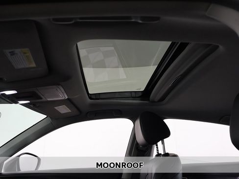 Used 2023 Acura Integra image 3