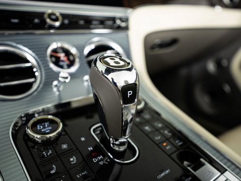 Used 2020 Bentley Continental GT image 33