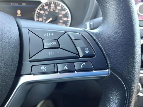 Used 2023 Nissan Sentra SV image 28