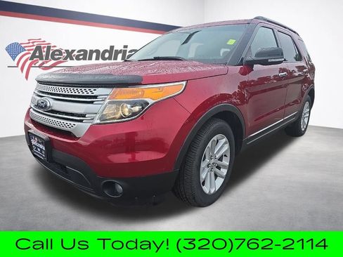 Used 2013 Ford Explorer XLT FWD image 1