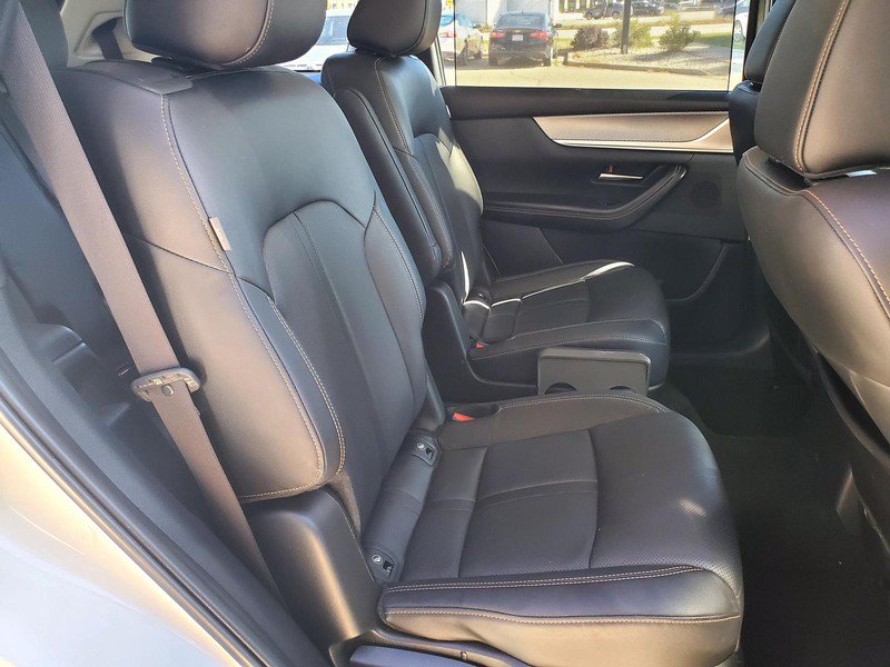 Used 2024 MAZDA CX-90 Plug-In Hybrid w/ Premium Pkg AWD/4WD image 16