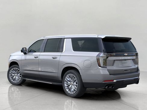 New 2025 Chevrolet Suburban Premier image 3