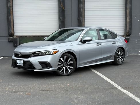 Used 2024 Honda Civic EX image 8