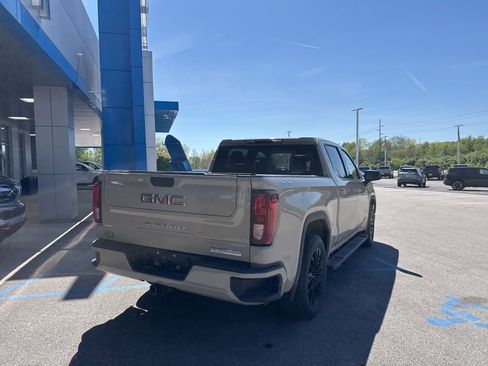 Used 2022 GMC Sierra 1500 Elevation image 13