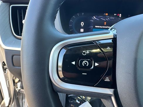 Certified 2025 Volvo XC60 B5 Plus image 26