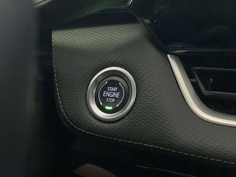 Used 2025 Chevrolet Equinox LT FWD image 22