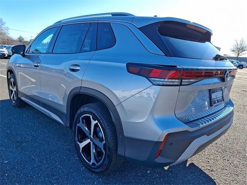 New 2026 Volkswagen Tiguan SE image 3