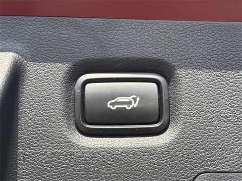 Used 2019 Hyundai Santa Fe Limited image 19