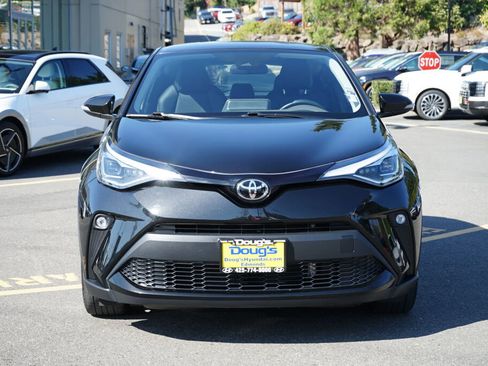 Used 2022 Toyota C-HR Limited image 2