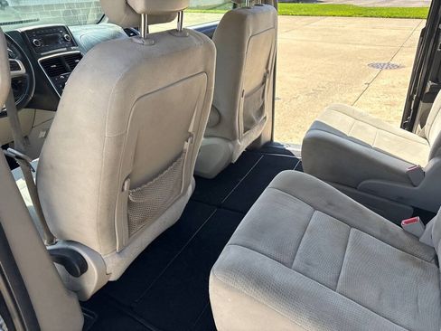 Used 2013 Dodge Grand Caravan SE FWD image 11