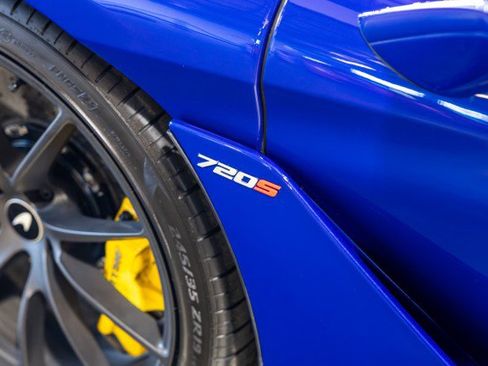 Used 2021 McLaren 720S Performance RWD image 16