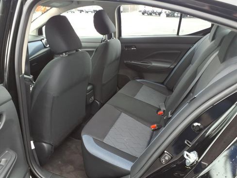 Used 2023 Nissan Versa SV image 28