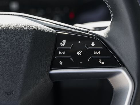 Used 2025 Audi Q5 Prestige image 19