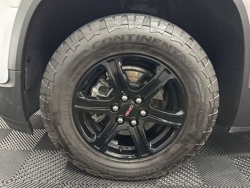 Used 2023 GMC Acadia AT4 w/ Preferred Package AWD/4WD image 41