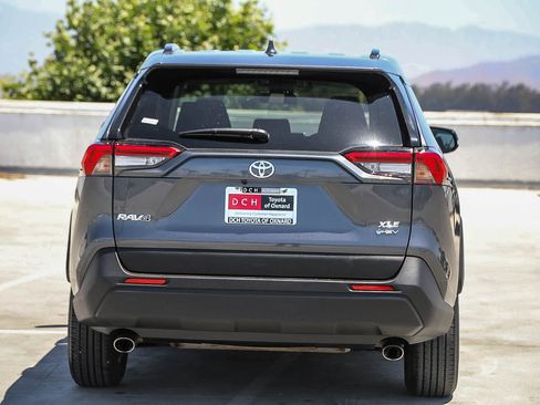 Certified 2025 Toyota RAV4 XLE AWD/4WD image 7