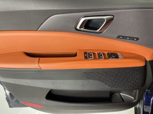 New 2026 Kia Carnival EX FWD image 13