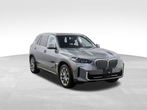 Certified 2025 BMW X5 xDrive50e image 7