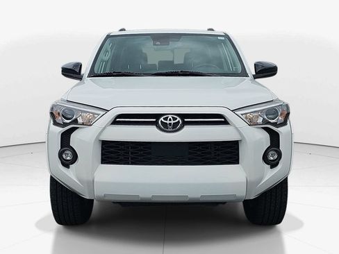 Used 2024 Toyota 4Runner SR5 RWD image 12