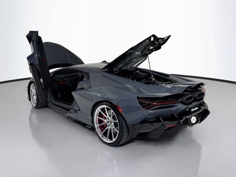 Used 2024 Lamborghini Revuelto AWD/4WD image 40