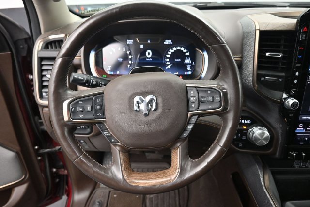 Used 2025 RAM 1500 Limited AWD/4WD image 14