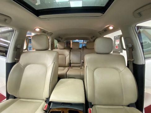 Used 2023 Nissan Armada SL w/ Cargo Package AWD/4WD image 18