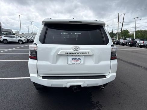 Used 2023 Toyota 4Runner SR5 Premium w/ Moonroof Package AWD/4WD image 6