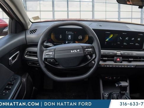 Used 2025 Kia K4 FWD image 5