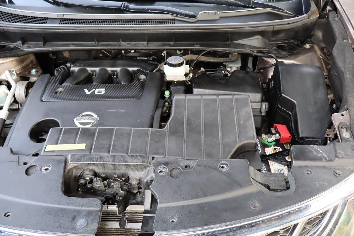 Used 2013 Nissan Murano S AWD/4WD image 38