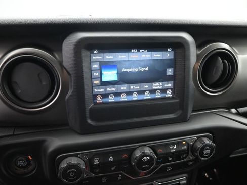 Used 2019 Jeep Wrangler Unlimited Sport S AWD/4WD image 18