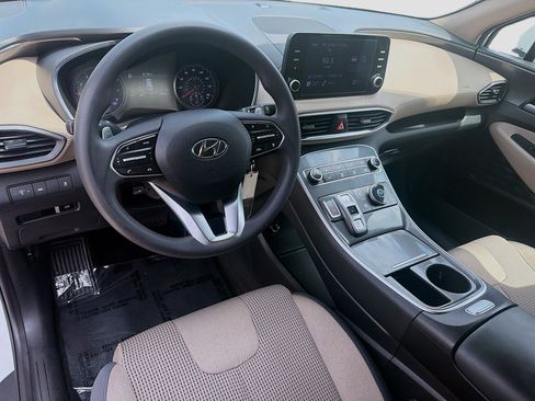 Used 2022 Hyundai Santa Fe SE FWD image 7