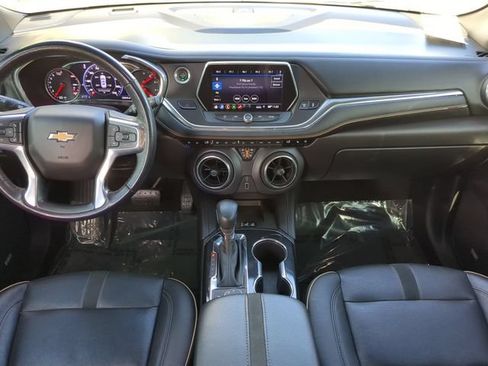 Used 2019 Chevrolet Blazer Premier w/ Sun and Wheels Package FWD image 18
