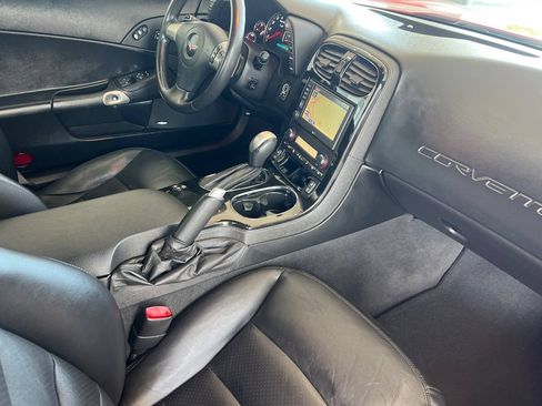 Used 2008 Chevrolet Corvette Coupe w/ Preferred Equipment Group RWD image 9