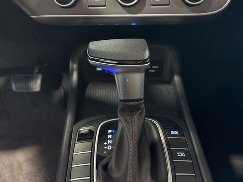 Used 2024 Hyundai Kona SE image 38